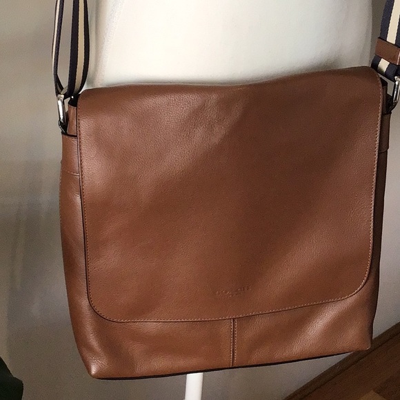 Coach Men's Charles Brown leather messenger crossbody bag with colorblock strap - Picture 15 of 16